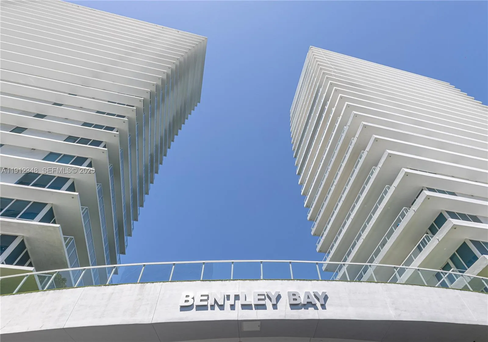 Foto de propiedad en 520 West Avenue 1102, Miami Beach, FL 33139 Miami Beach con MLS# 