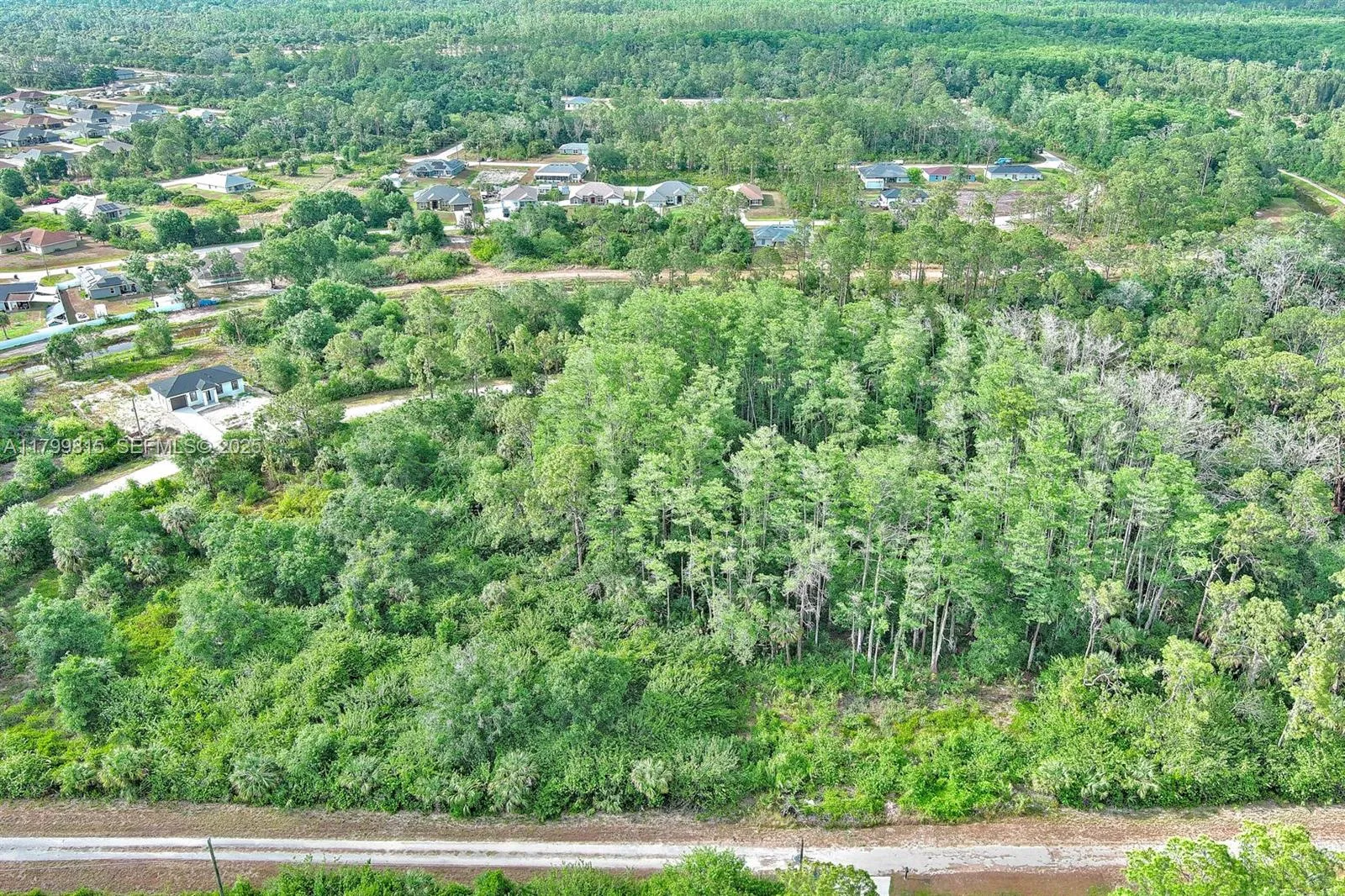 En Venta 520 Woodman Drive, Lehigh Acres, FL 33972, Lehigh Acres, FL 33972