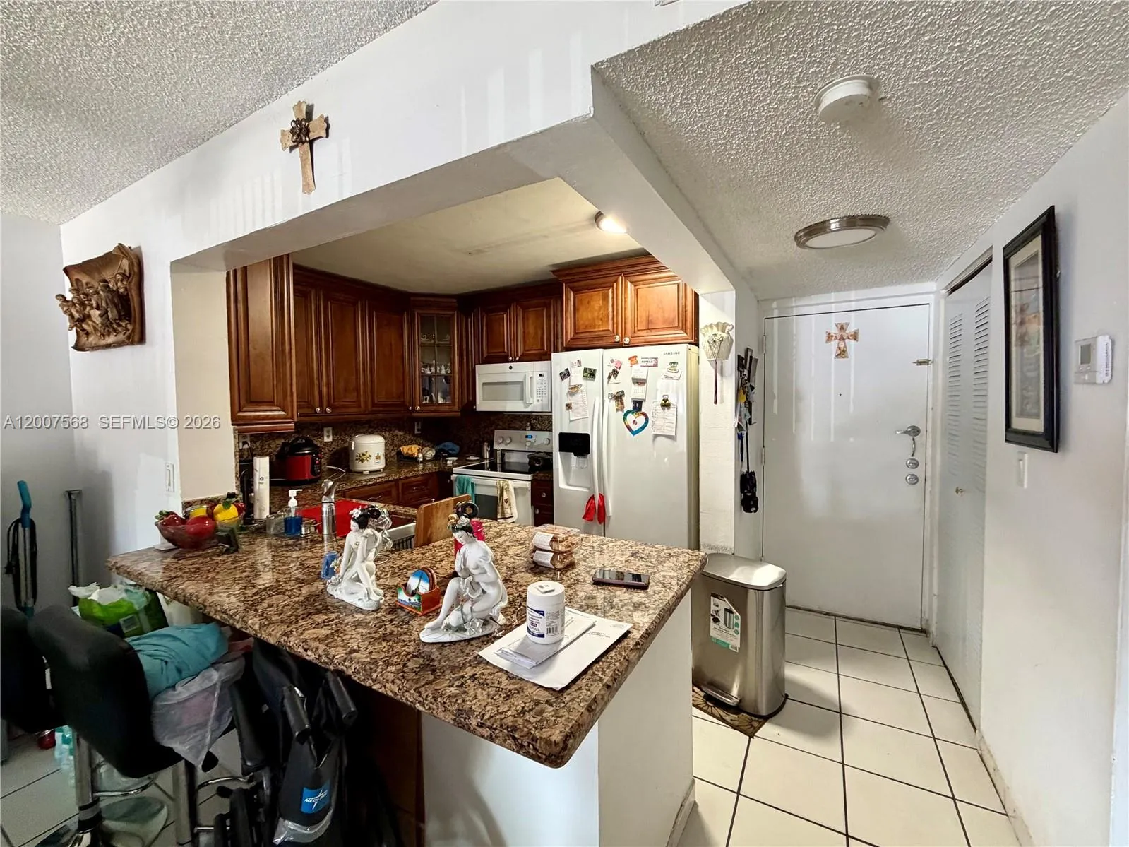 Foto de propiedad en 5201 NW 7th Street 104, Miami, FL 33126 Miami con MLS# 