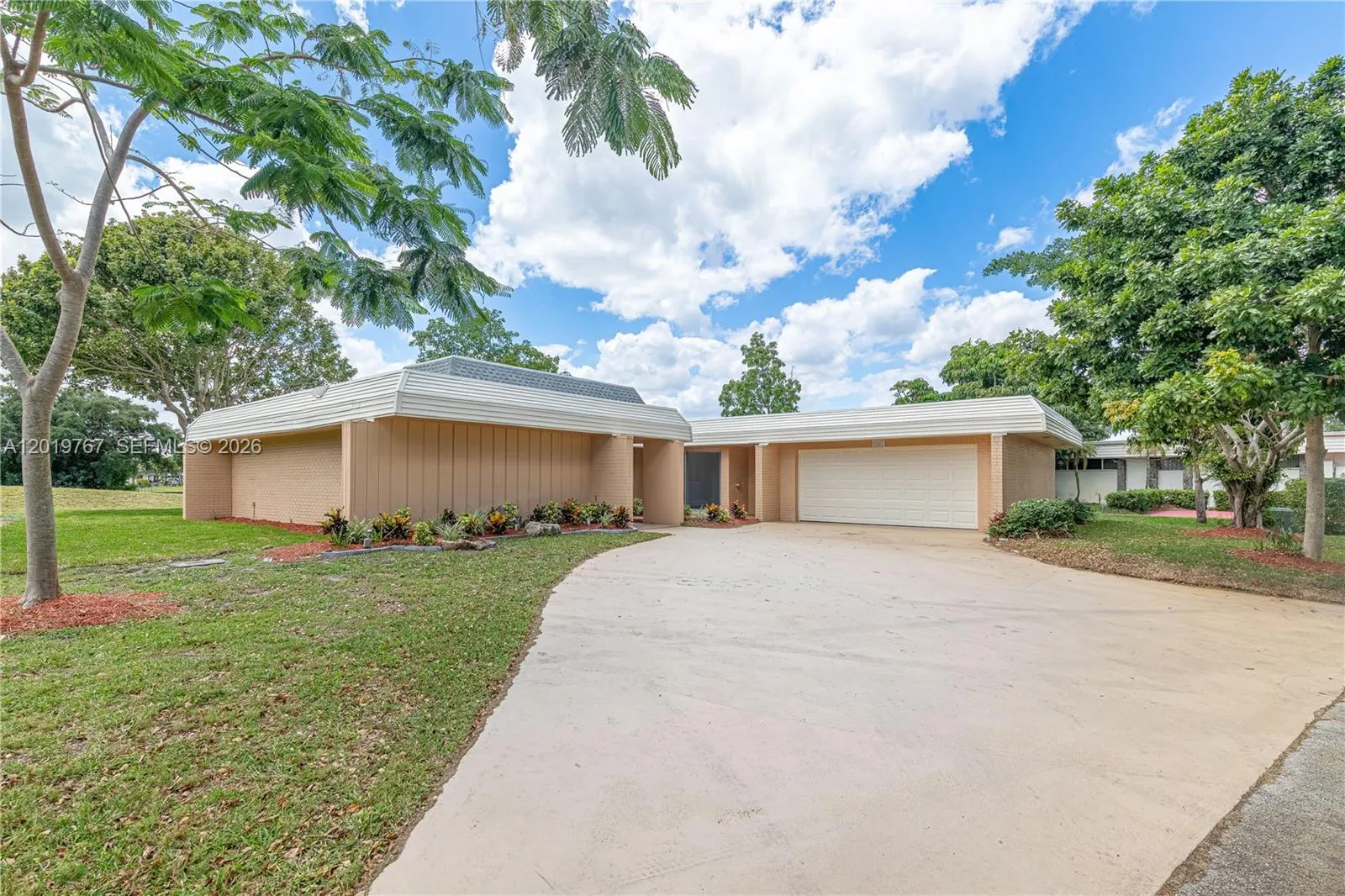 Alquilada 5201 Yellow Pine Lane 0, Tamarac, FL 33319, Tamarac, FL 33319
