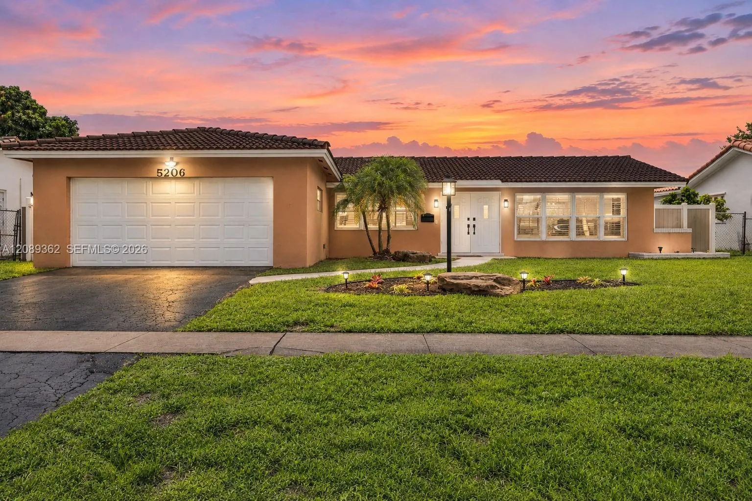 En Venta 5206 Garfield Street, Hollywood, FL 33021, Hollywood, FL 33021