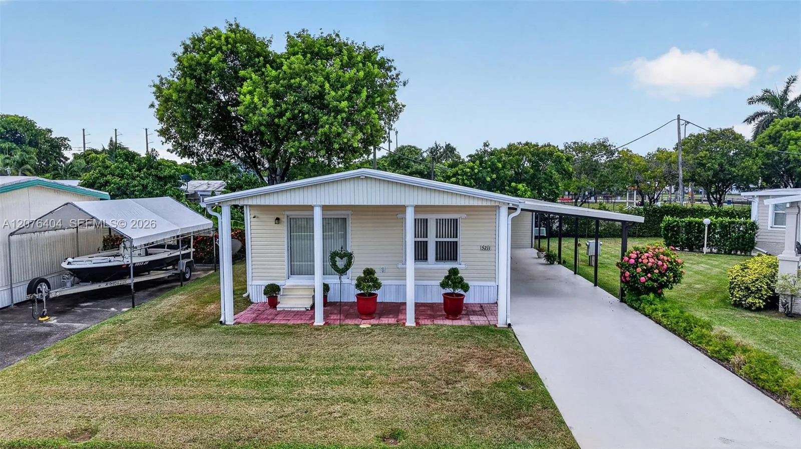 Foto de propiedad en 5211 SW 29th Terrace, Dania Beach, FL 33312 Dania Beach con MLS# 