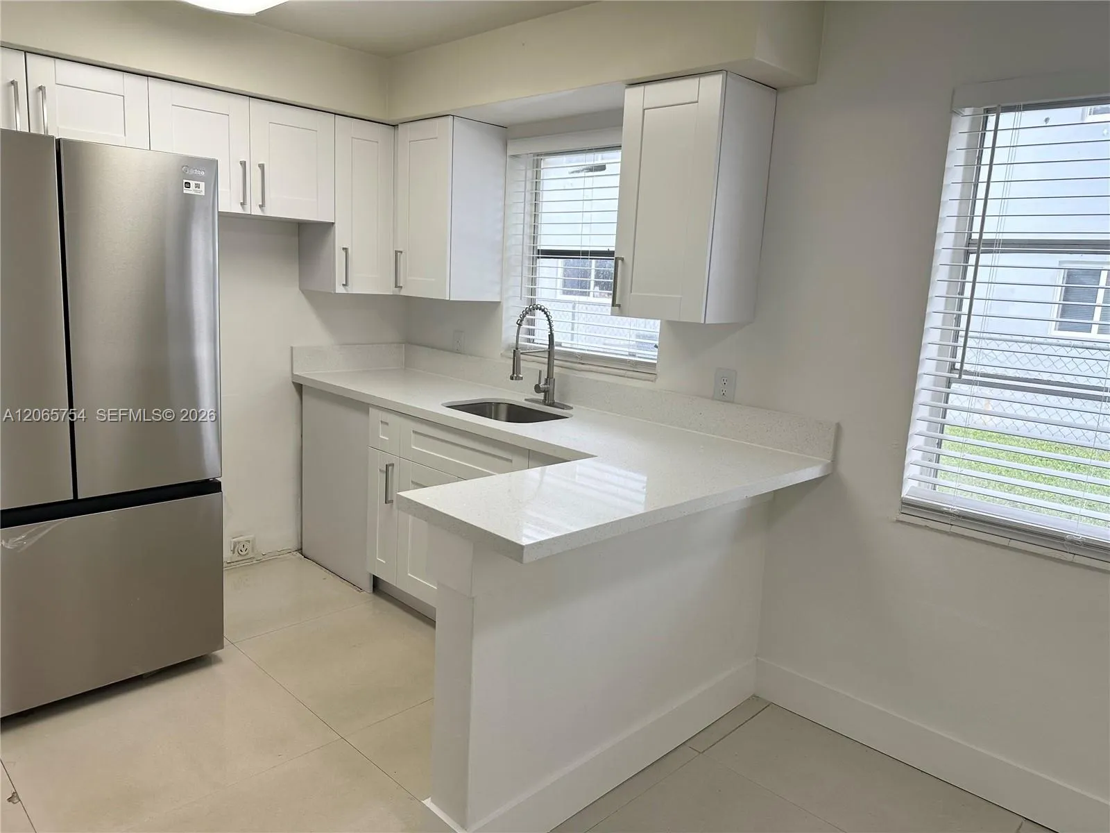 Foto de propiedad en 5211 SW 91st Avenue 1, Cooper City, FL 33328 Cooper City con MLS# 