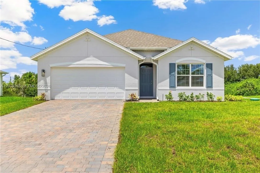 En Venta 5215 Butte Street, Lehigh Acres, FL 33971, Lehigh Acres, FL 33971
