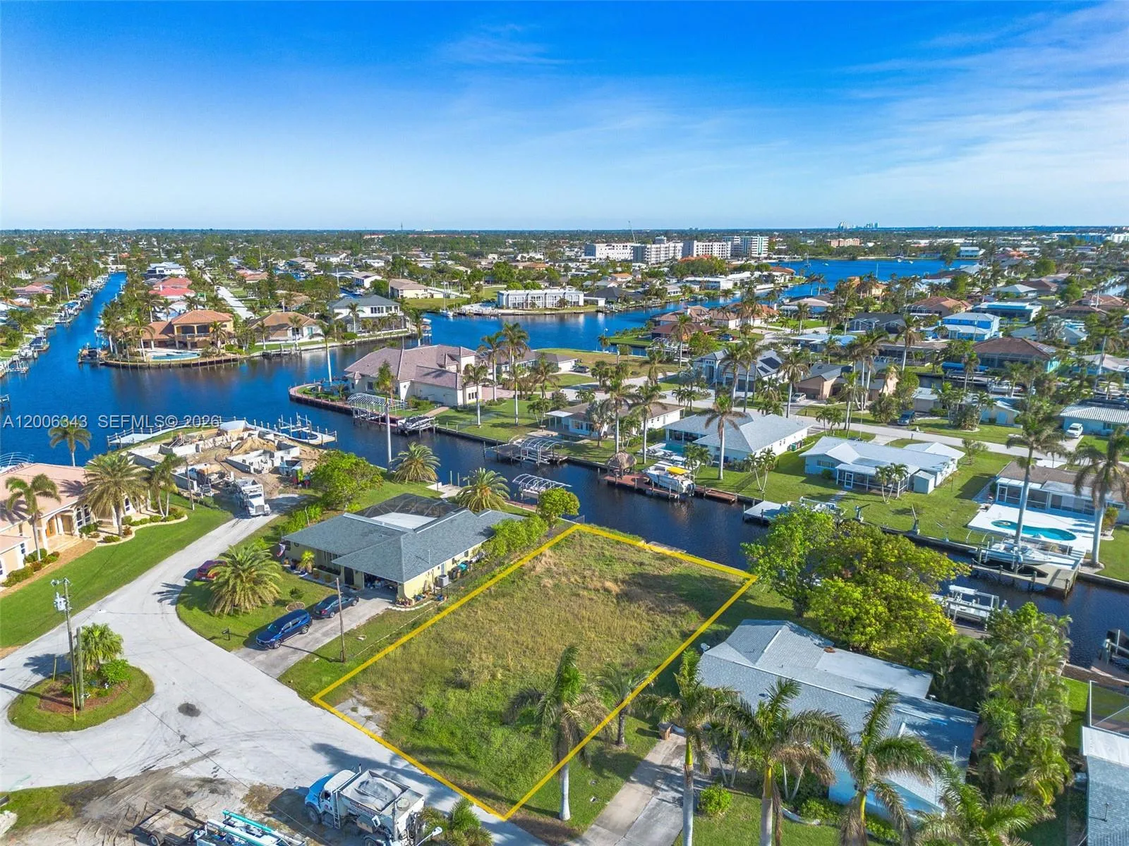 Vendido 5219 Skylart Court, Cape Coral, FL 33904, Cape Coral, FL 33904