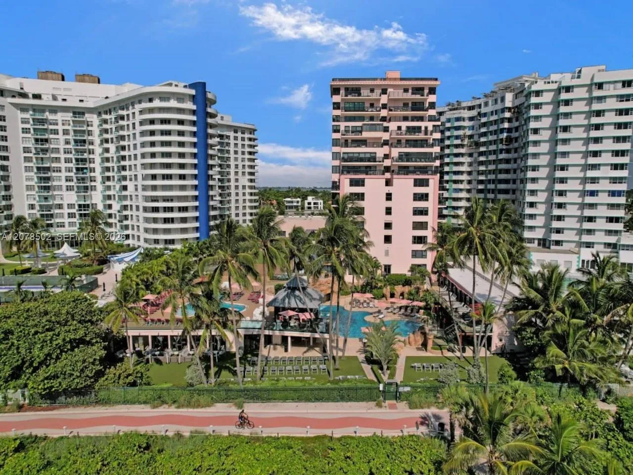 Foto de propiedad en 5225 Collins Avenue 1516, Miami Beach, FL 33140 Miami Beach con MLS#