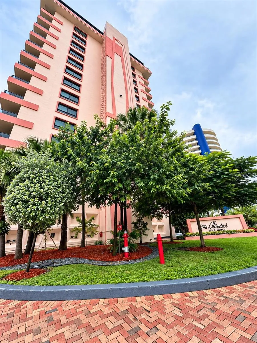 En Renta 5225 Collins Avenue 614, Miami Beach, FL 33140, Miami Beach, FL 33140