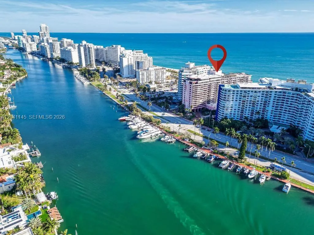 Foto de propiedad en 5225 Collins Avenue 914, Miami Beach, FL 33140 Miami Beach con MLS# 
