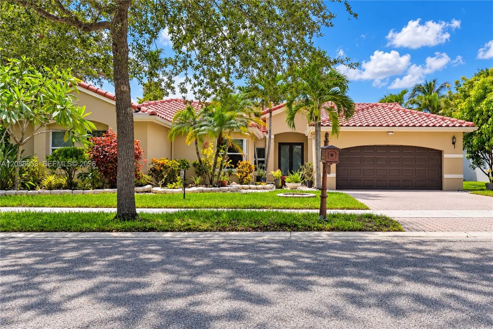 En Venta 523 Stonemont Drive, Weston, FL 33326, Weston, FL 33326