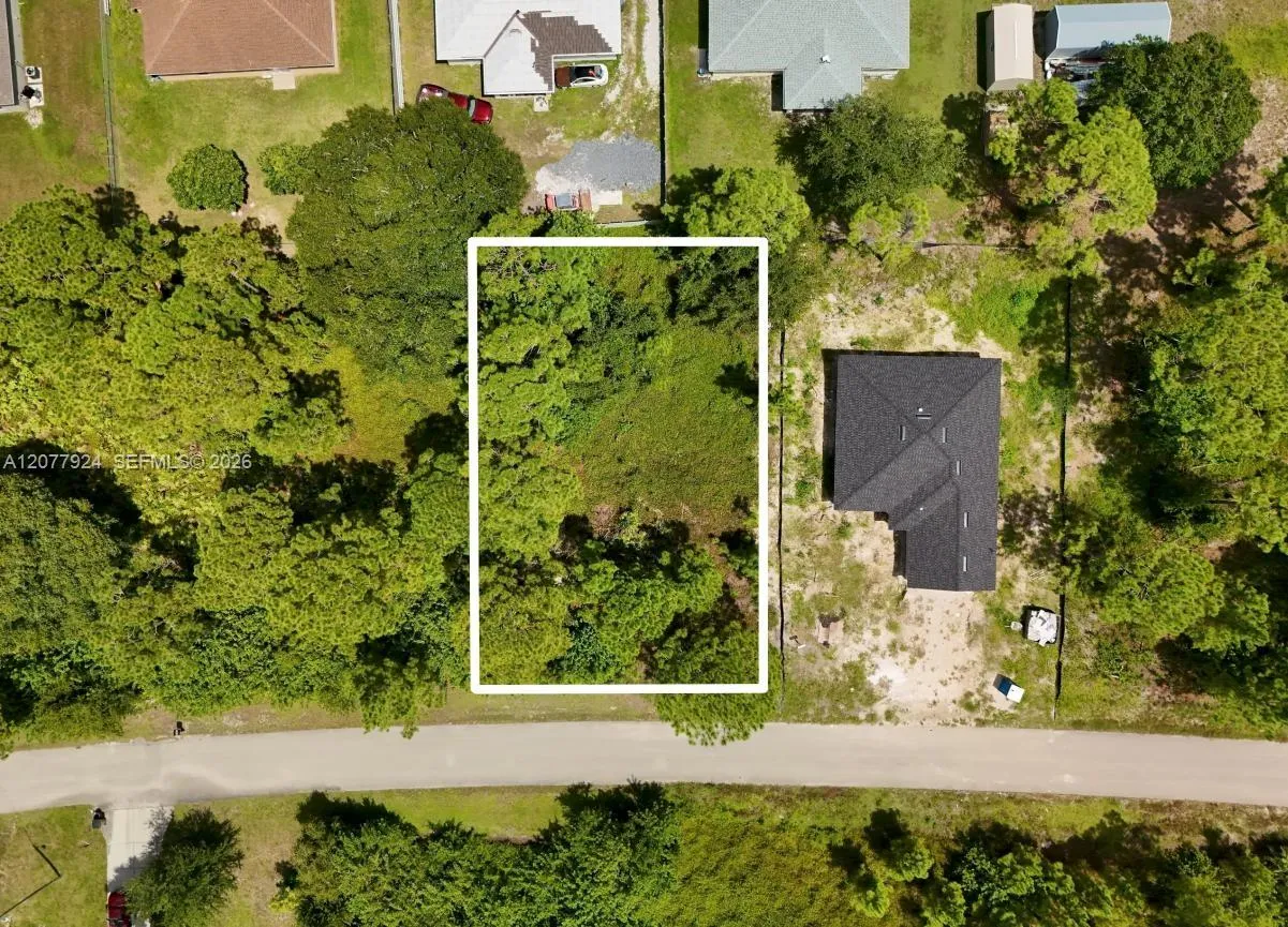 En Venta 523 Summit Avenue, Lehigh Acres, FL 33974, Lehigh Acres, FL 33974