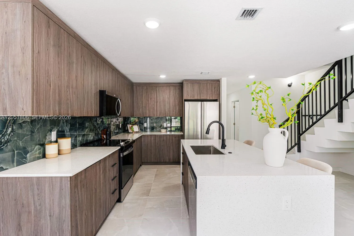 Foto de propiedad en 524 NW 14 Court, Florida City, FL 33034 Florida City con MLS# 
