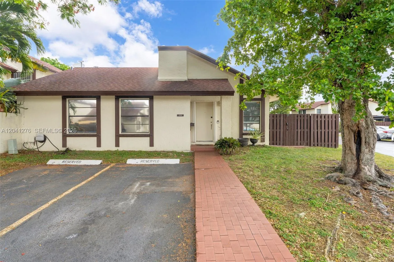 Vendido 525 NW 100th Court 525, Miami, FL 33172, Miami, FL 33172