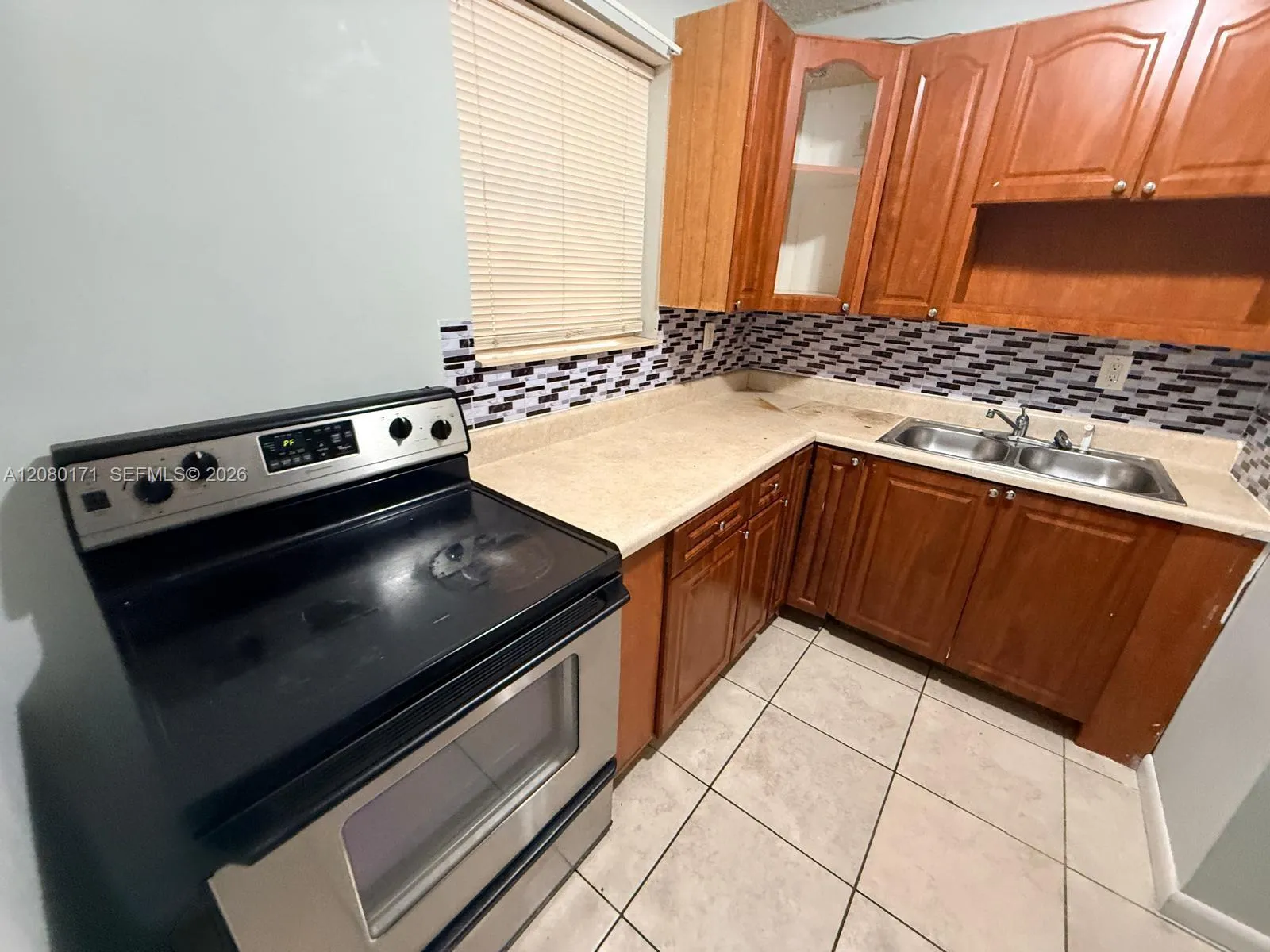 En Renta 525 W 69th Street 106, Hialeah, FL 33014, Hialeah, FL 33014
