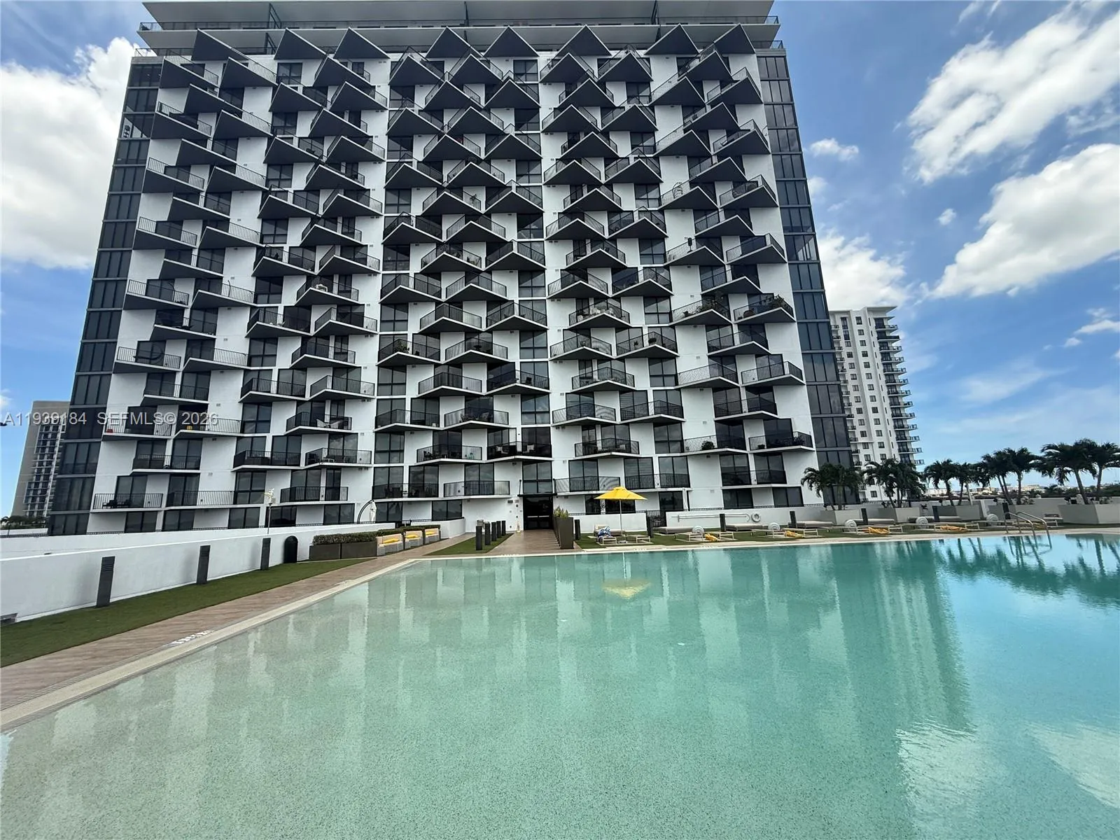 Foto de propiedad en 5252 NW 85th Avenue 1109, Doral, FL 33166 Doral con MLS# 