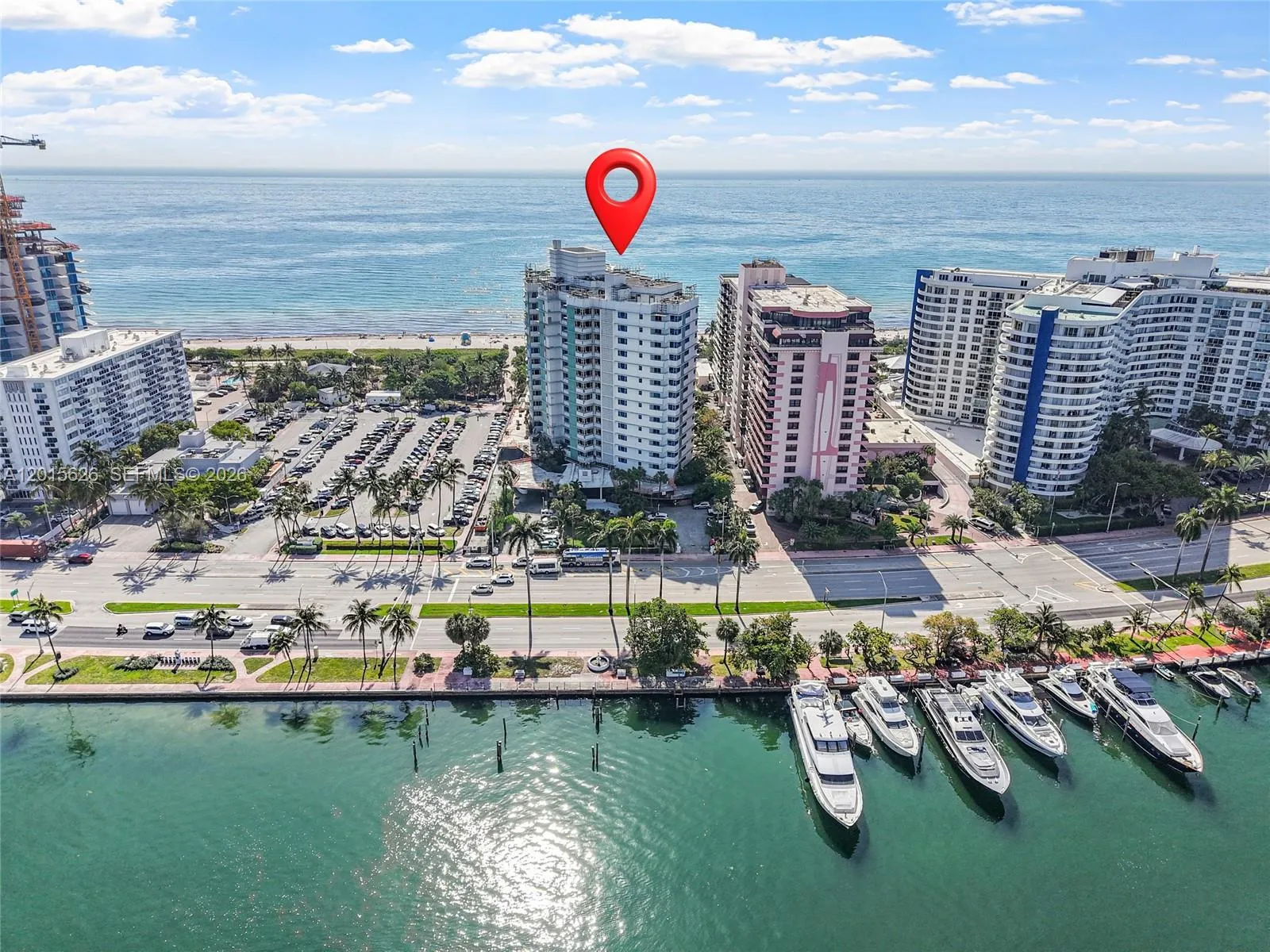 Foto de propiedad en 5255 Collins Avenue PH A & CD, Miami Beach, FL 33140 Miami Beach con MLS# 
