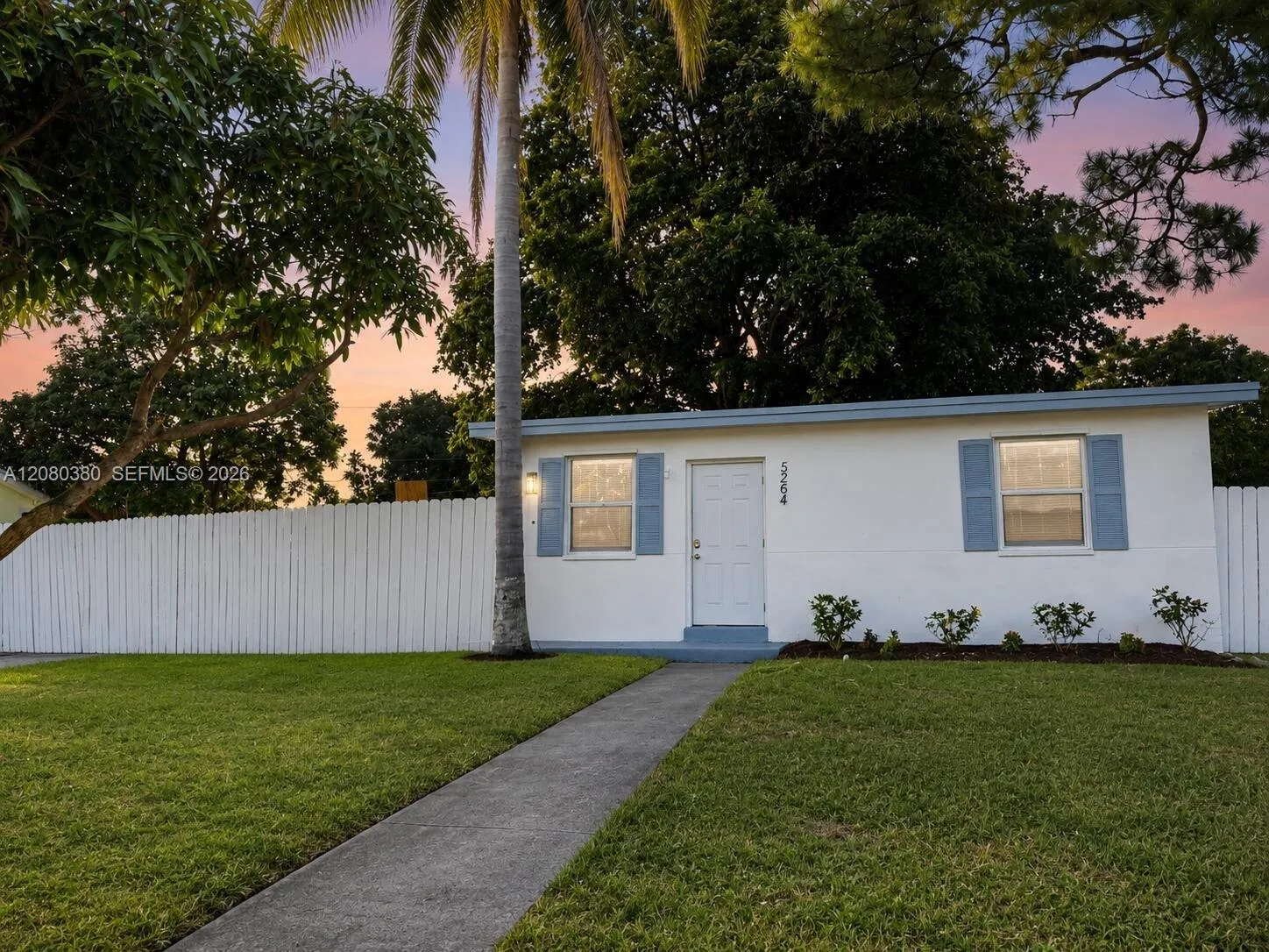 Foto de propiedad en 5264 NE 20th Avenue, Pompano Beach, FL 33064 Pompano Beach con MLS# 