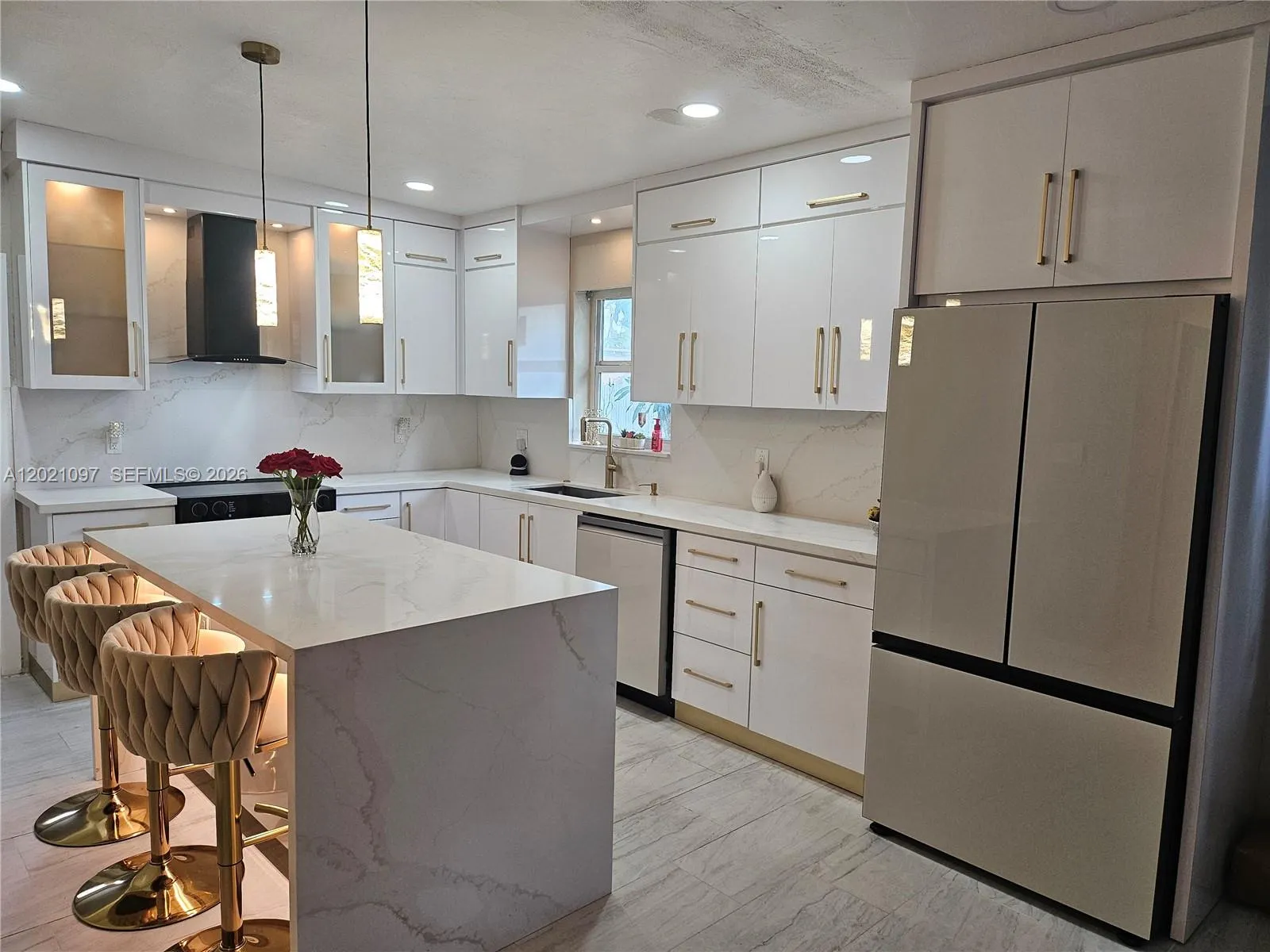 Foto de propiedad en 528 NW 10th Street, Florida City, FL 33034 Florida City con MLS# 
