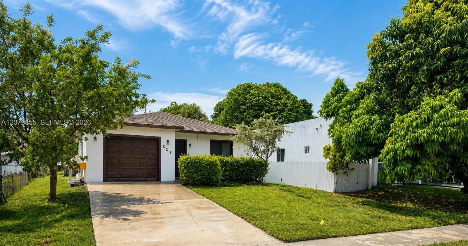 Foto de propiedad en 529 NW 16th Avenue, Fort Lauderdale, FL 33311 Fort Lauderdale con MLS# 