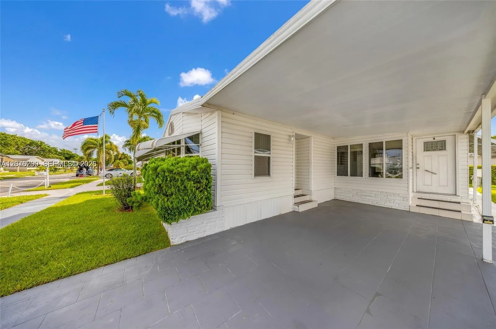Foto de propiedad en 5298 NW 4th Terrace 5298, Deerfield Beach, FL 33064 Deerfield Beach con MLS# 