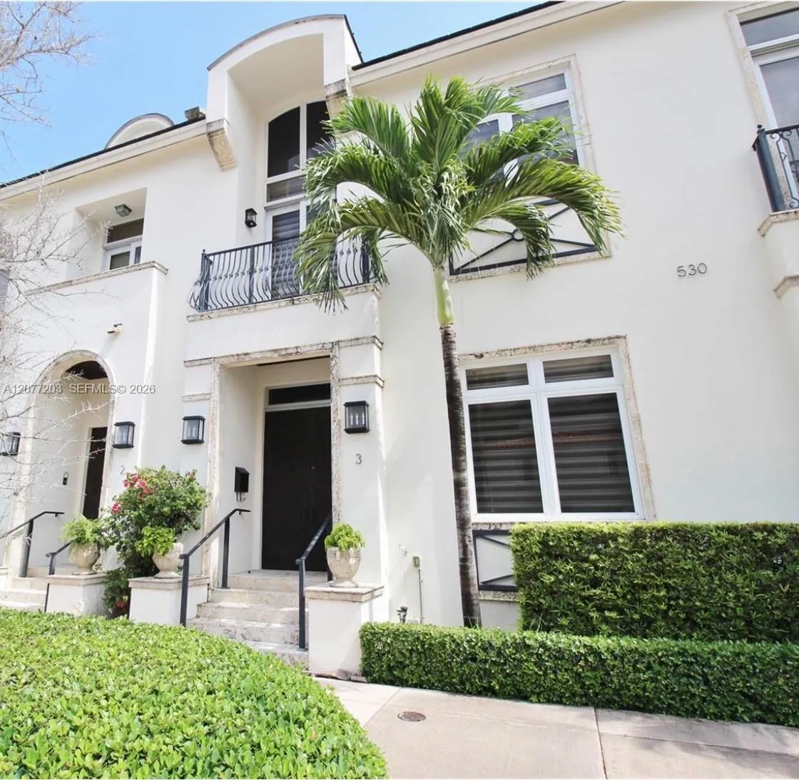Foto de propiedad en 530 Valencia Avenue 3, Coral Gables, FL 33134 Coral Gables con MLS# 