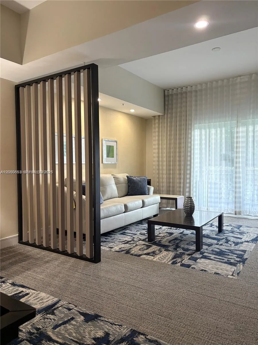 Foto de propiedad en 5300 NW 87th 1007, Doral, FL 33178 Doral con MLS# 