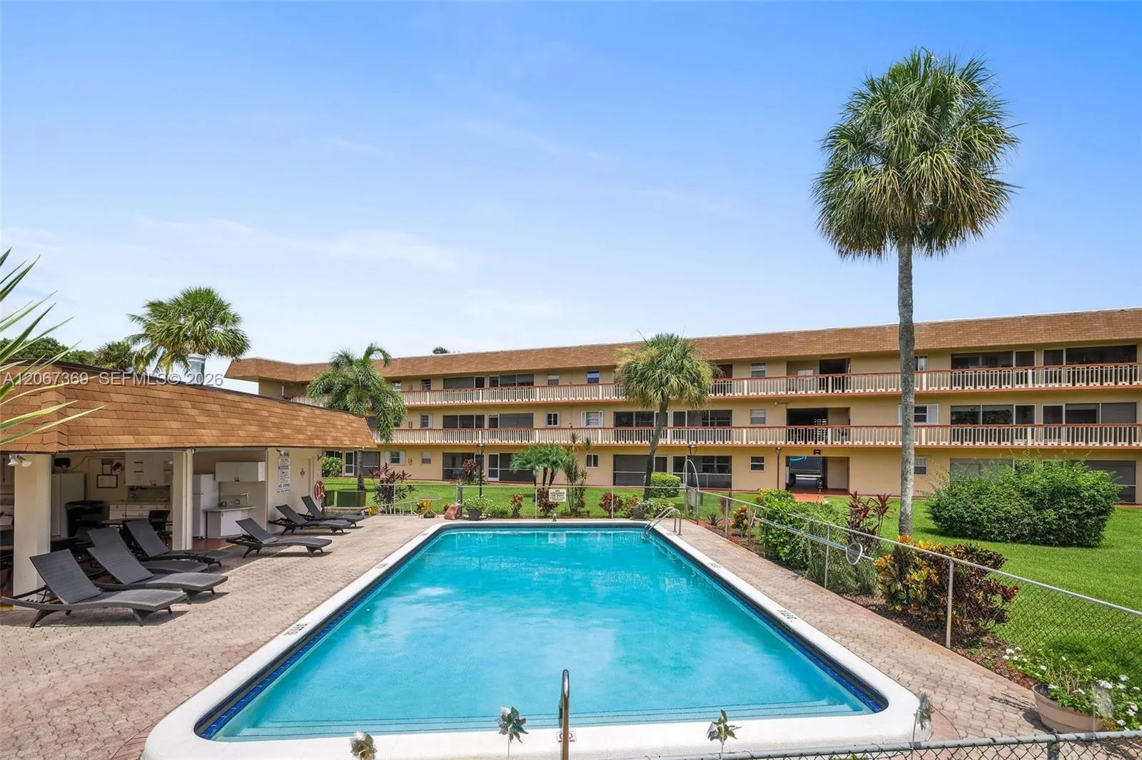 Foto de propiedad en 5300 Washington Street T125, Hollywood, FL 33021 Hollywood con MLS#