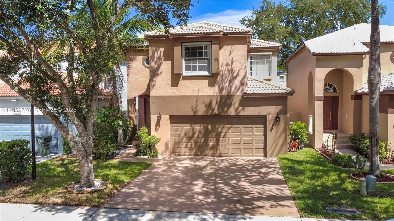 Foto de propiedad en 5315 Eagle Cay Way, Coconut Creek, FL 33073 Coconut Creek con MLS# 