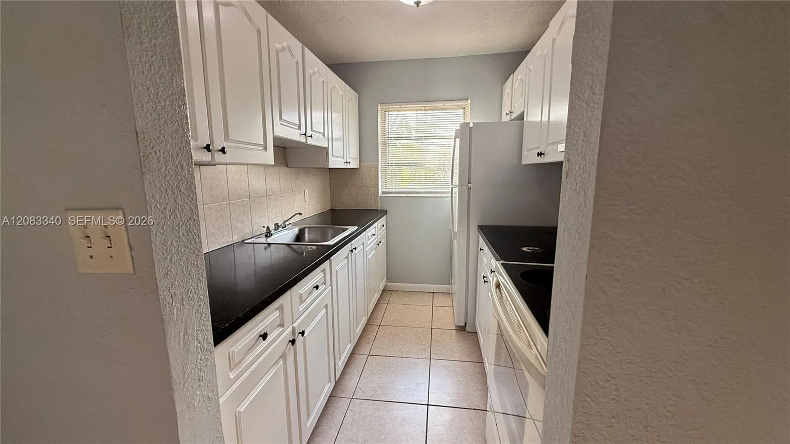 Foto de propiedad en 5318 NW 18th Place 5318, Lauderhill, FL 33313 Lauderhill con MLS# 