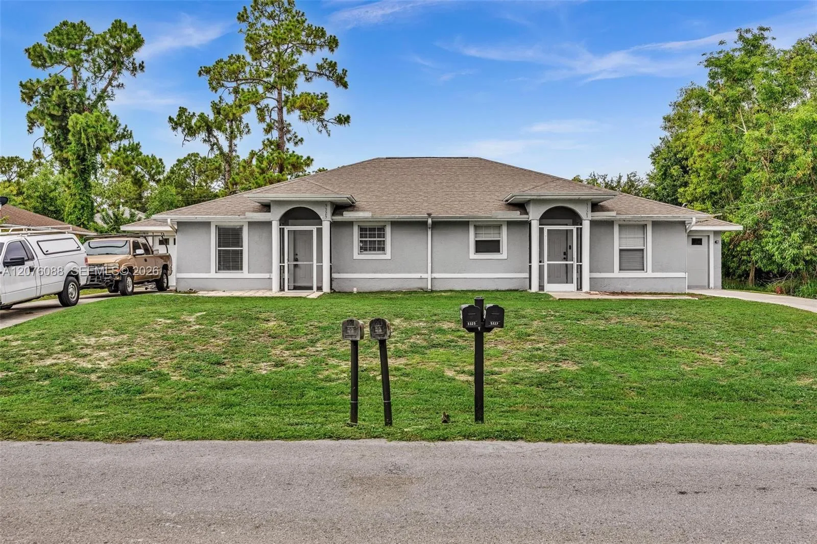 Foto de propiedad en 5325 30 Street SW 5325, Lehigh Acres, FL 33973 Lehigh Acres con MLS# 