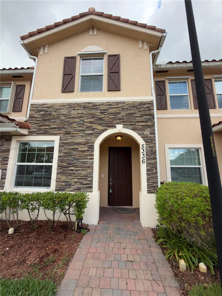 Foto de propiedad en 5336 Ashley River Road, West Palm Beach, FL 33417 West Palm Beach con MLS# 