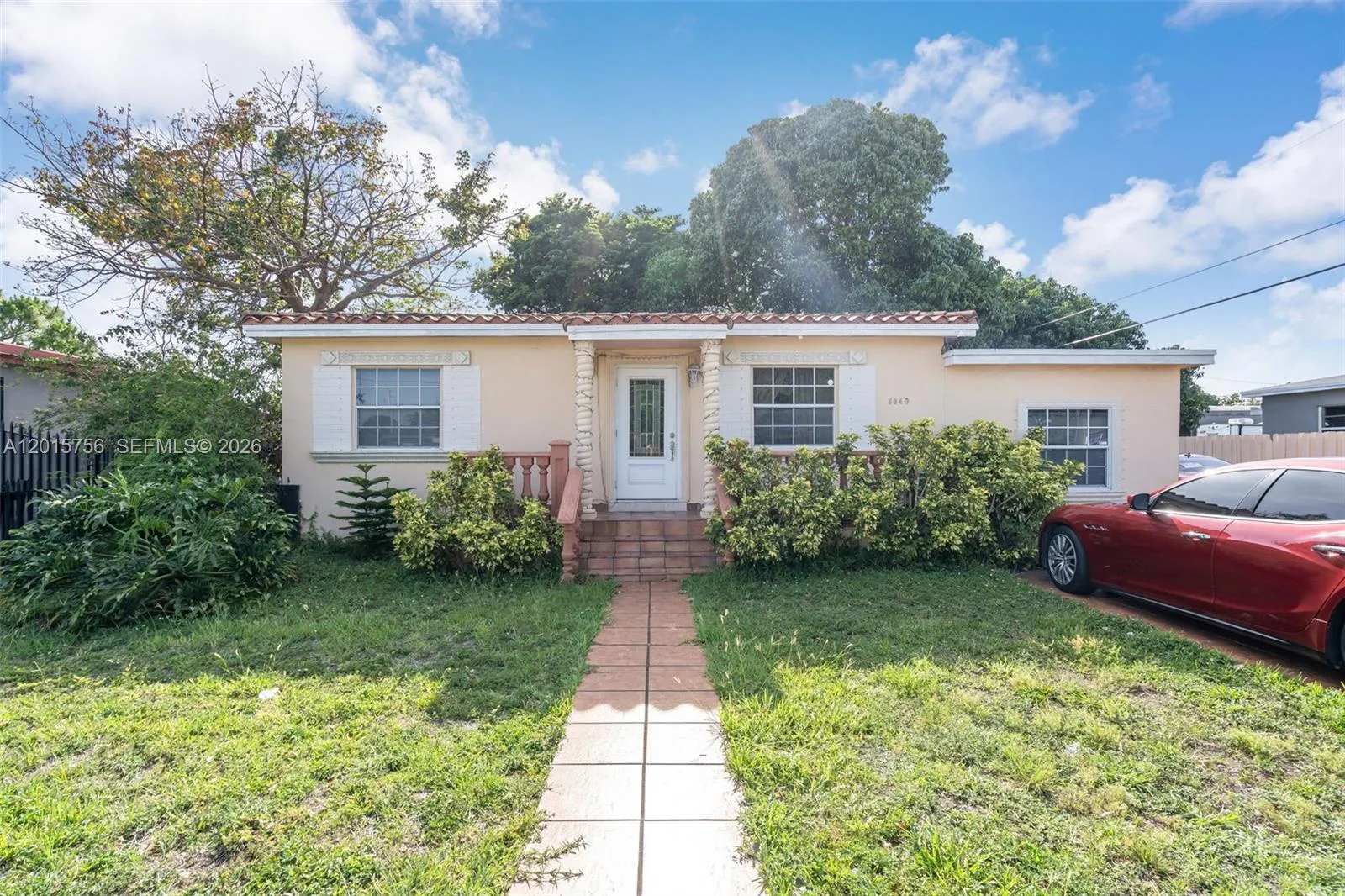 Vendido 5340 E 4th Avenue, Hialeah, FL 33013, Hialeah, FL 33013