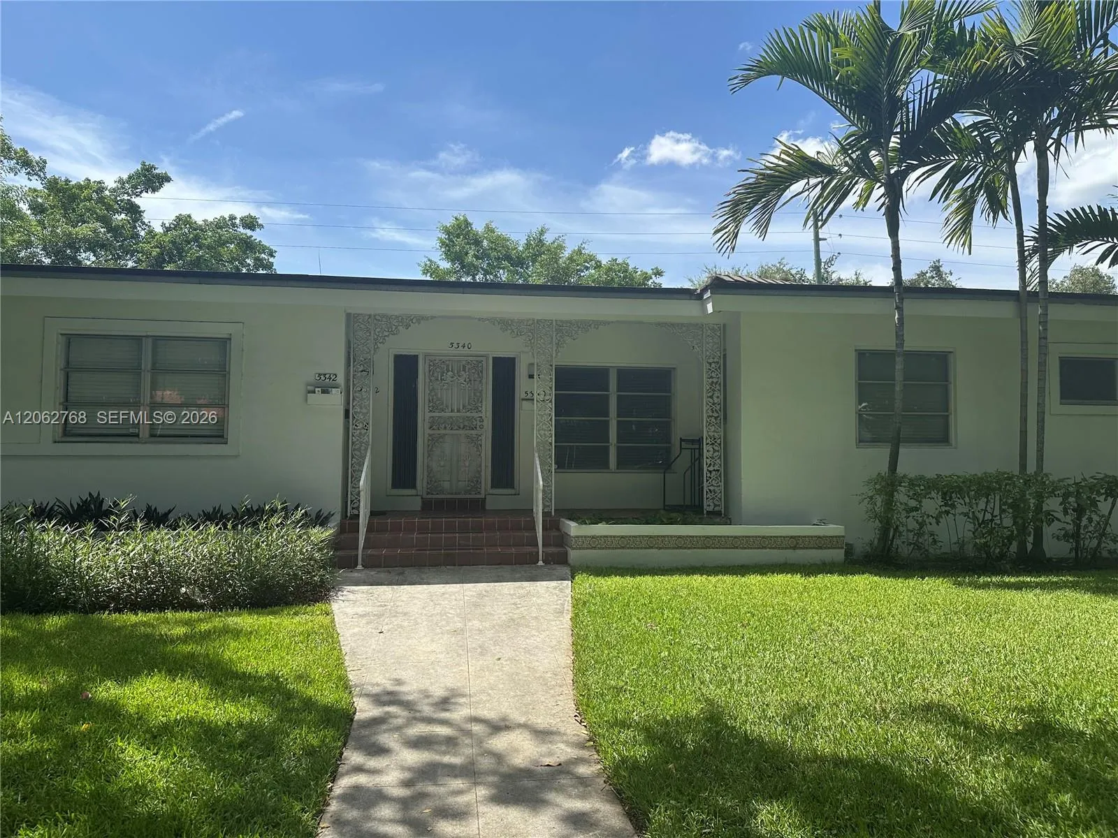 Foto de propiedad en 5340 Orduna Drive, Coral Gables, FL 33146 Coral Gables con MLS# 