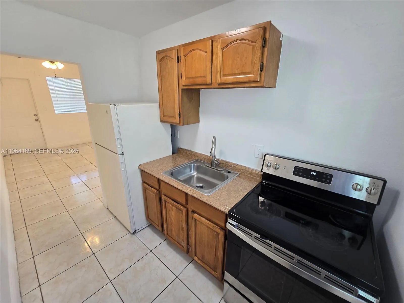 En Renta 535 NW 7th Street 9, Miami, FL 33136, Miami, FL 33136