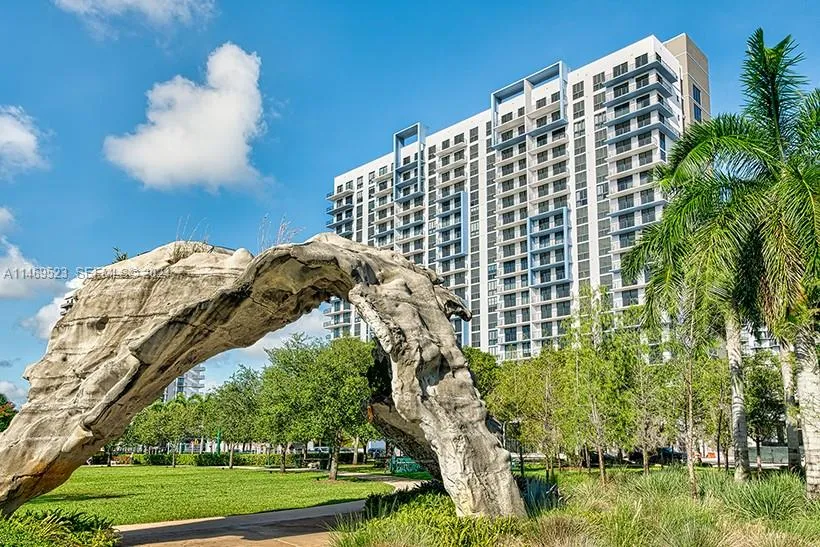 Foto de propiedad en 5350 NW 84th Avenue 1514, Doral, FL 33166 Doral con MLS# 