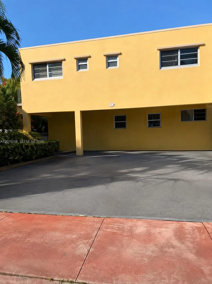 Foto de propiedad en 536 Euclid Avenue 9, Miami Beach, FL 33139 Miami Beach con MLS# 