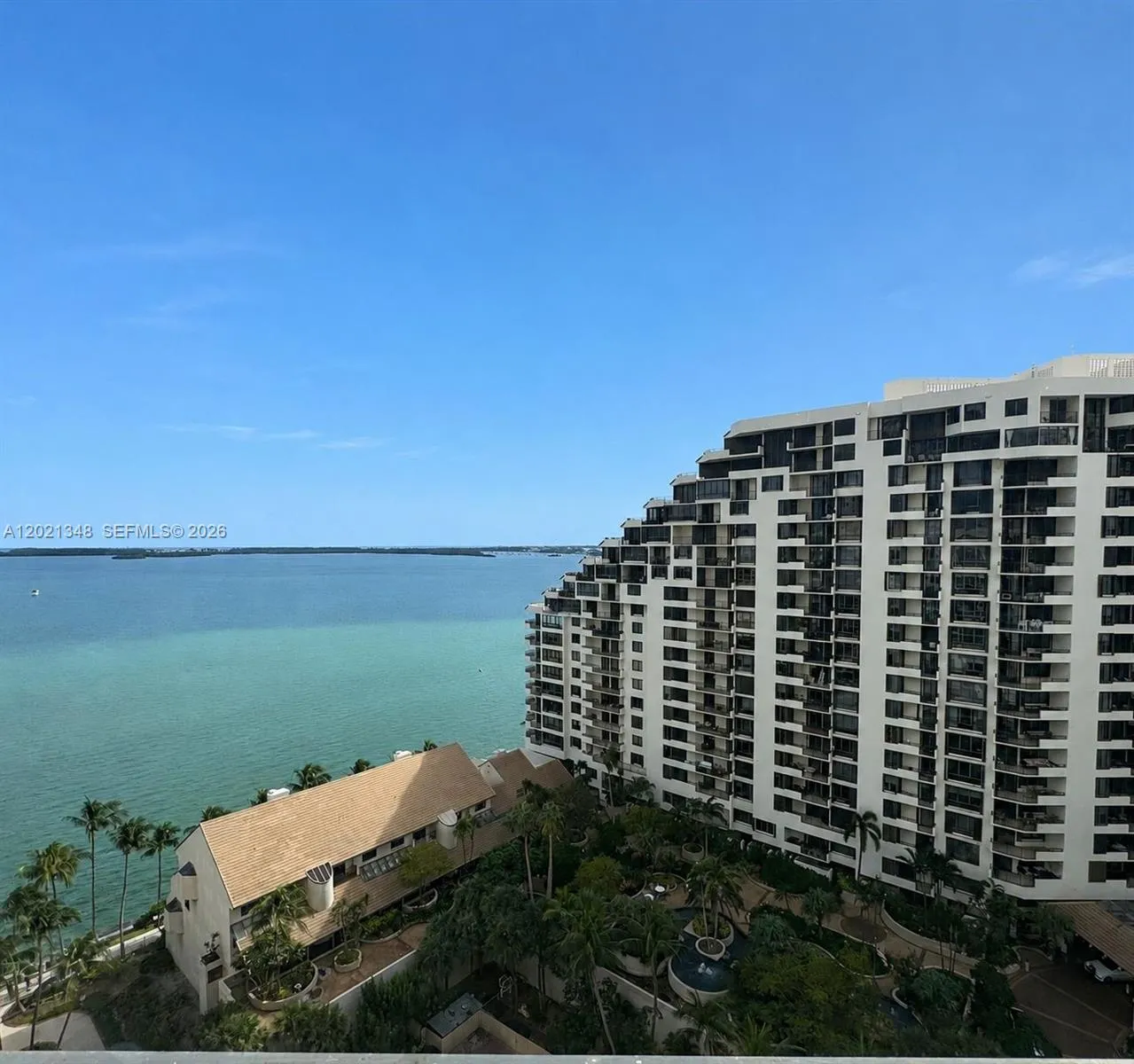 Foto de propiedad en 540 Brickell Key Drive 1801, Miami, FL 33131 Miami con MLS#