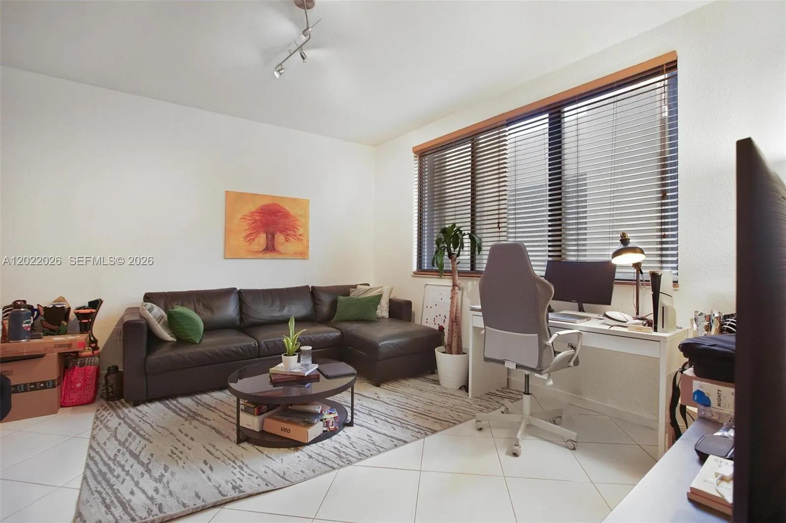 Foto de propiedad en 540 Brickell Key Drive 308, Miami, FL 33131 Miami con MLS#