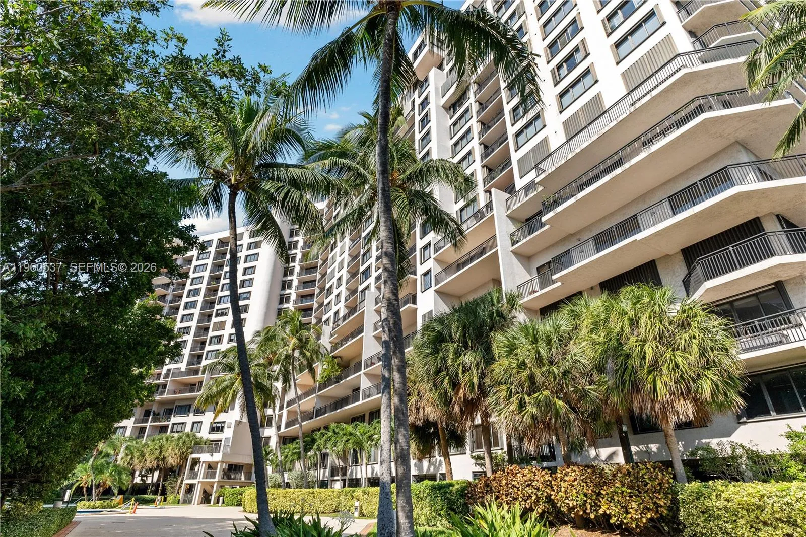 Foto de propiedad en 540 Brickell Key Drive 505, Miami, FL 33131 Miami con MLS# 
