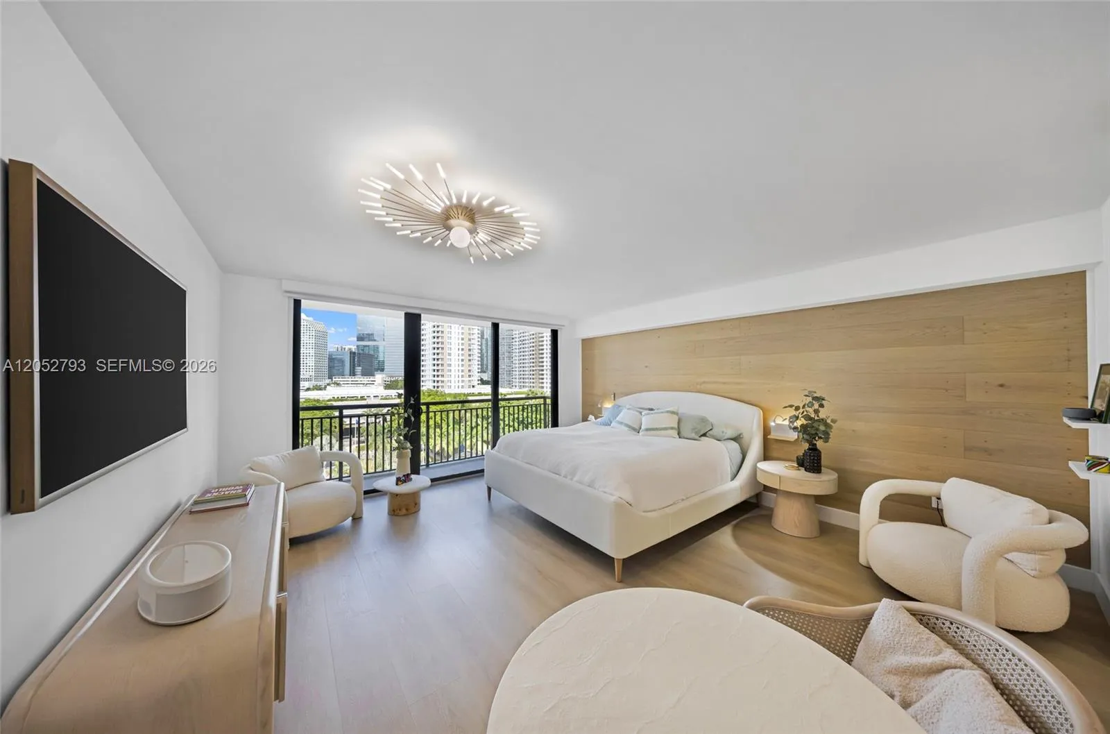 Foto de propiedad en 540 Brickell Key Drive 809, Miami, FL 33131 Miami con MLS#