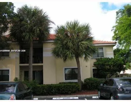 Foto de propiedad en 540 S Park Road 15-9, Hollywood, FL 33021 Hollywood con MLS# 