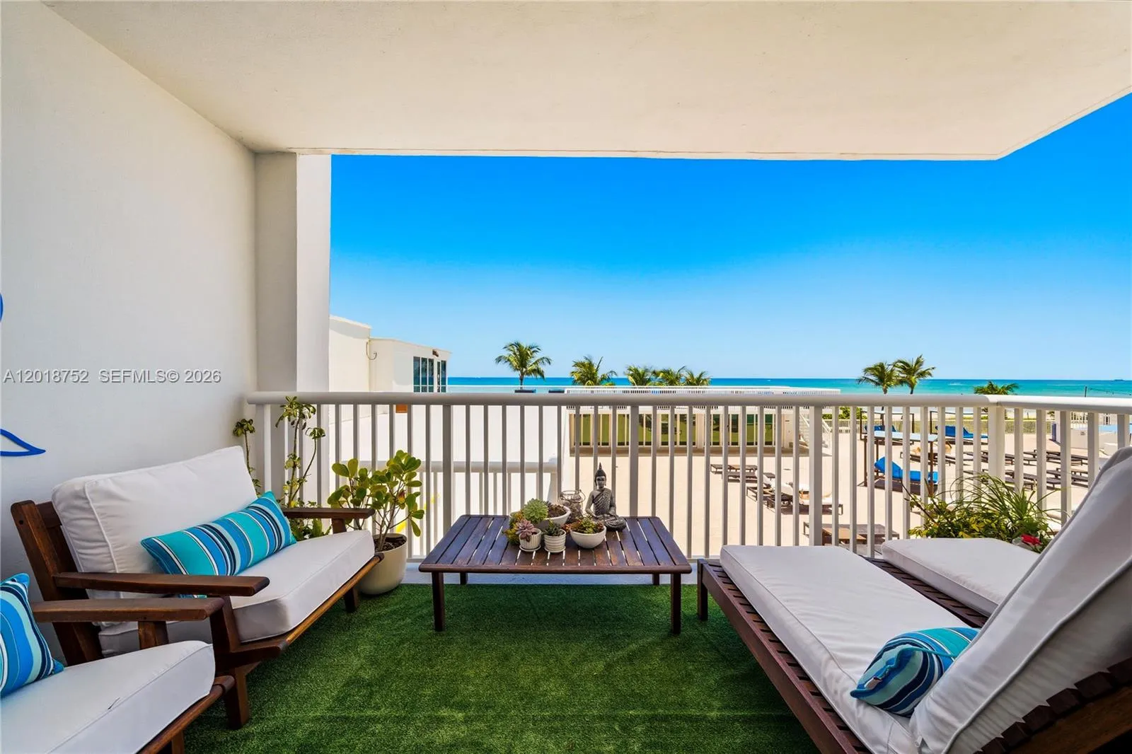 En Renta 5401 Collins Avenue 102, Miami Beach, FL 33140, Miami Beach, FL 33140