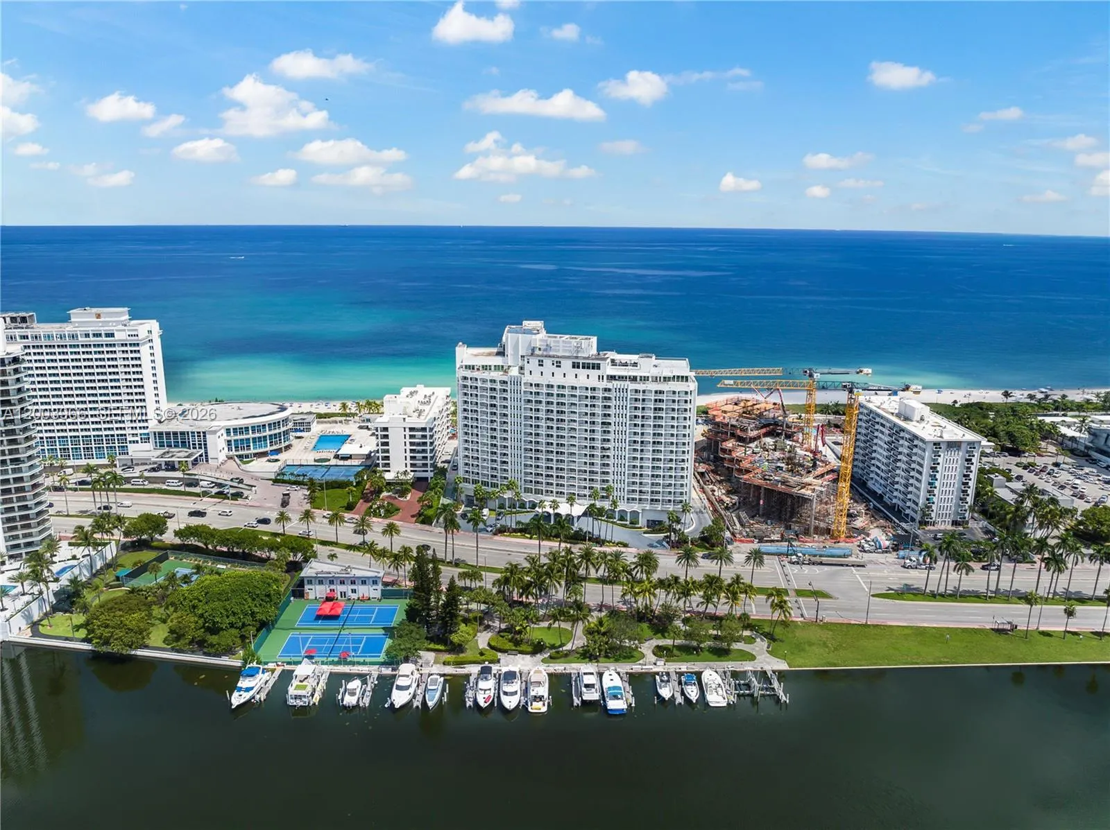 Foto de propiedad en 5401 Collins Avenue 611, Miami Beach, FL 33140 Miami Beach con MLS# 