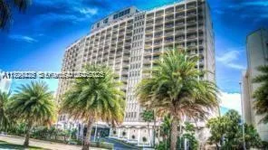 Foto de propiedad en 5401 Collins Avenue 729, Miami Beach, FL 33140 Miami Beach con MLS# 