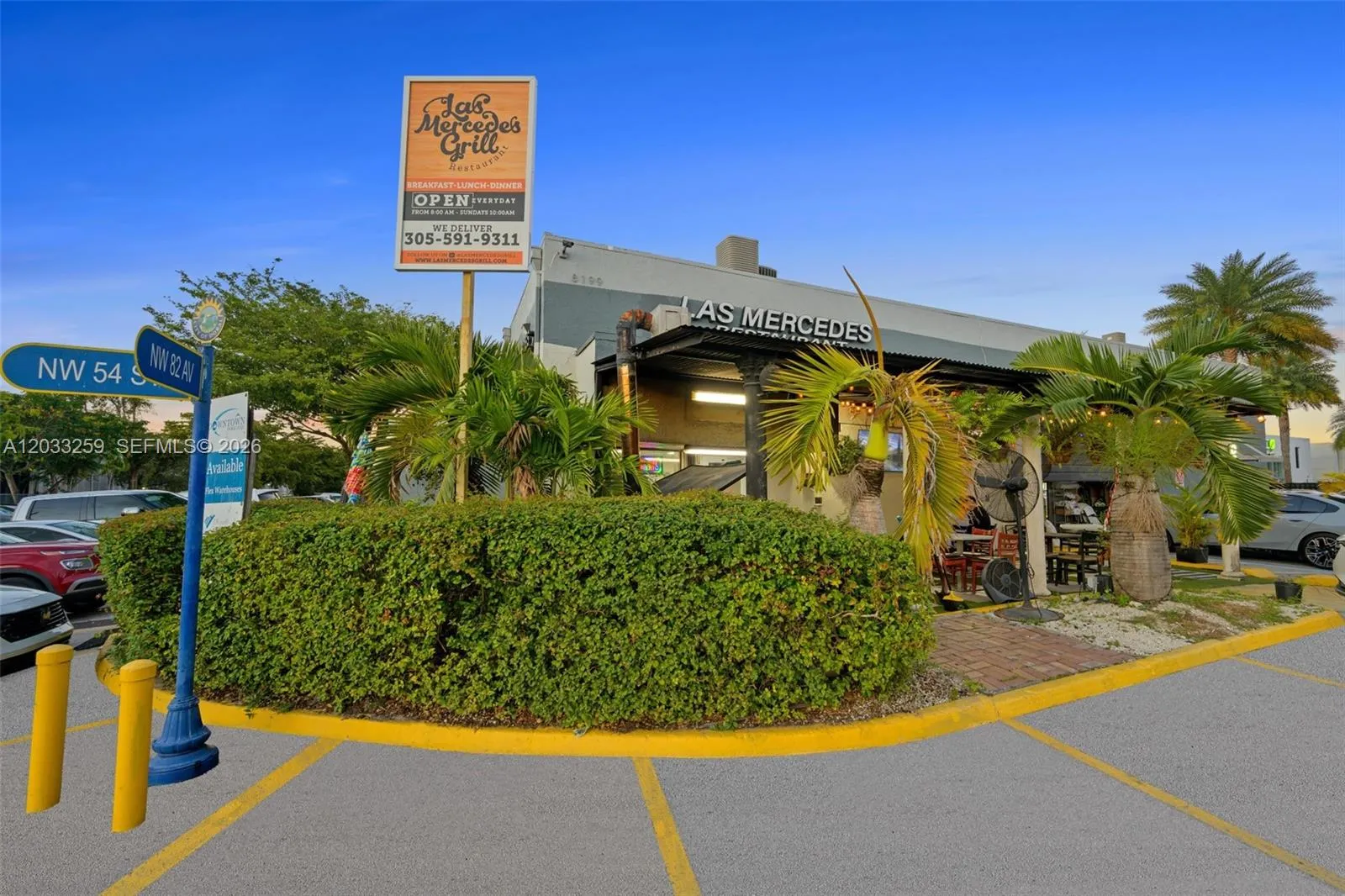 Foto de propiedad en 5405 NW 82nd Avenue, Doral, FL 33166 Doral con MLS# 
