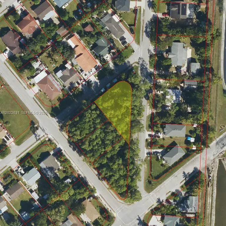 Foto de propiedad en 5411 Texas Avenue, Naples, FL 34113 Naples con MLS# 
