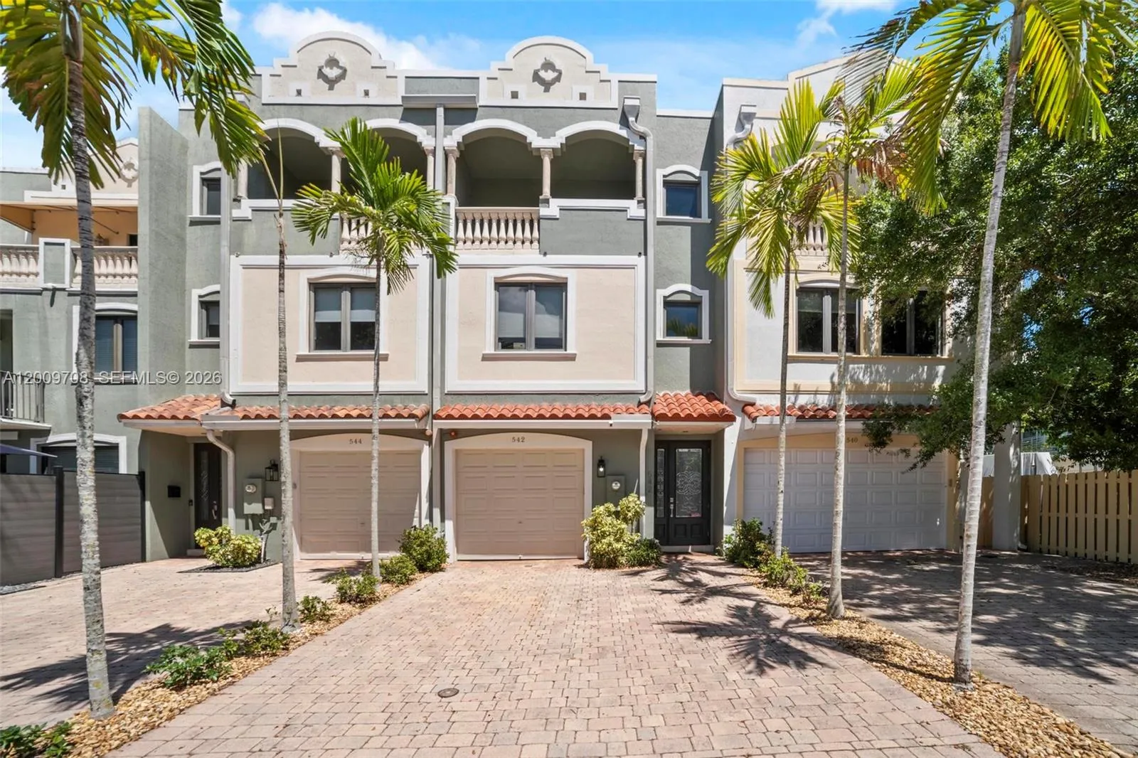 Foto de propiedad en 542 NE 17th Avenue, Fort Lauderdale, FL 33301 Fort Lauderdale con MLS# 