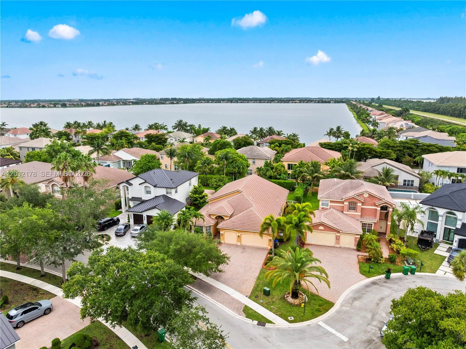 Foto de propiedad en 5431 SW 184th Way, Miramar, FL 33029 Miramar con MLS# 