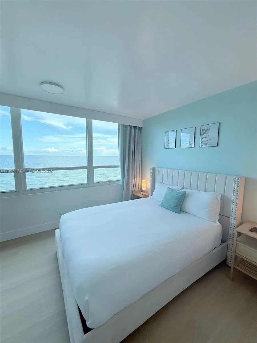 Foto de propiedad en 5445 Collins Avenue 635, Miami Beach, FL 33140 Miami Beach con MLS# 