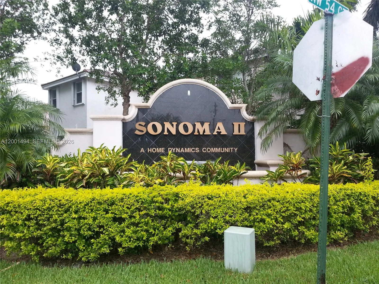 Foto de propiedad en 5450 NW 94th Terrace, Sunrise, FL 33351 Sunrise con MLS# 