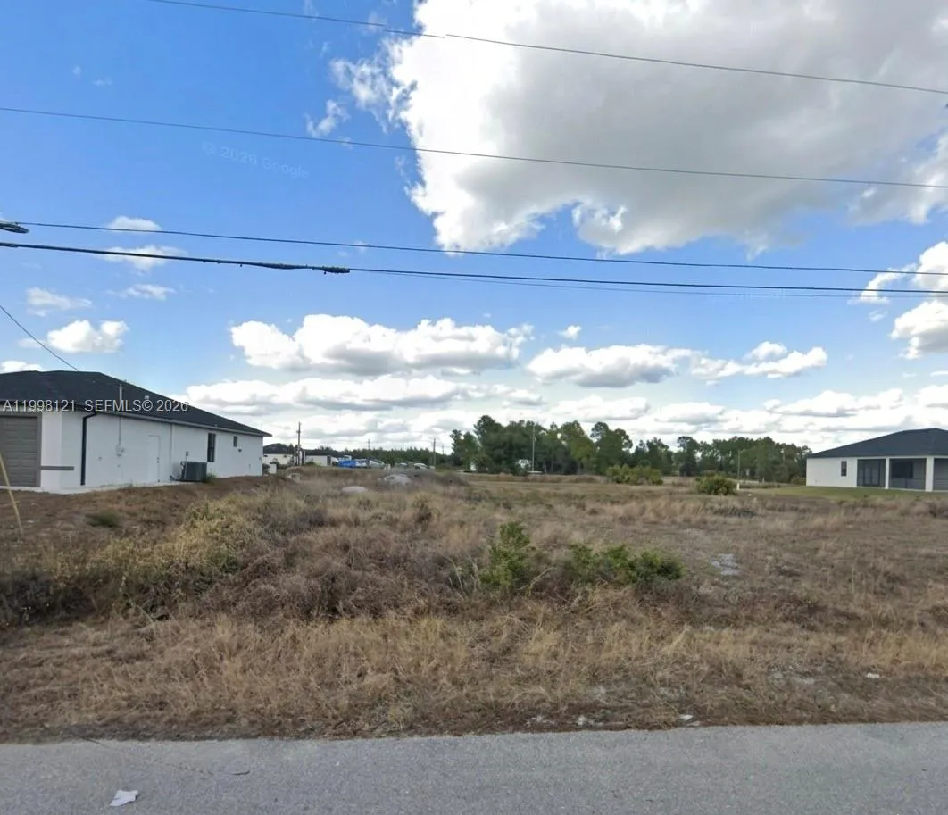 En Venta 547 Trinity Street E, FL 33974, FL 33974